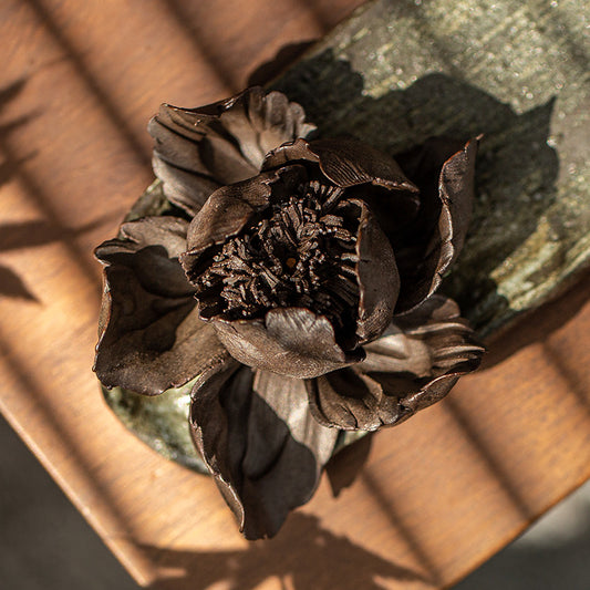 Chinese Handmade Unique Zen Peony Ceramic Aromatherapy Incense Holder Decorationn