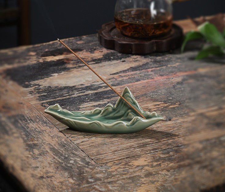 Tradiitional Chinese Landscape Painting Style Thousand Miles of Mountains and Rivers Incense Holder